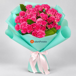 Букет из 7 кустовых розовых роз